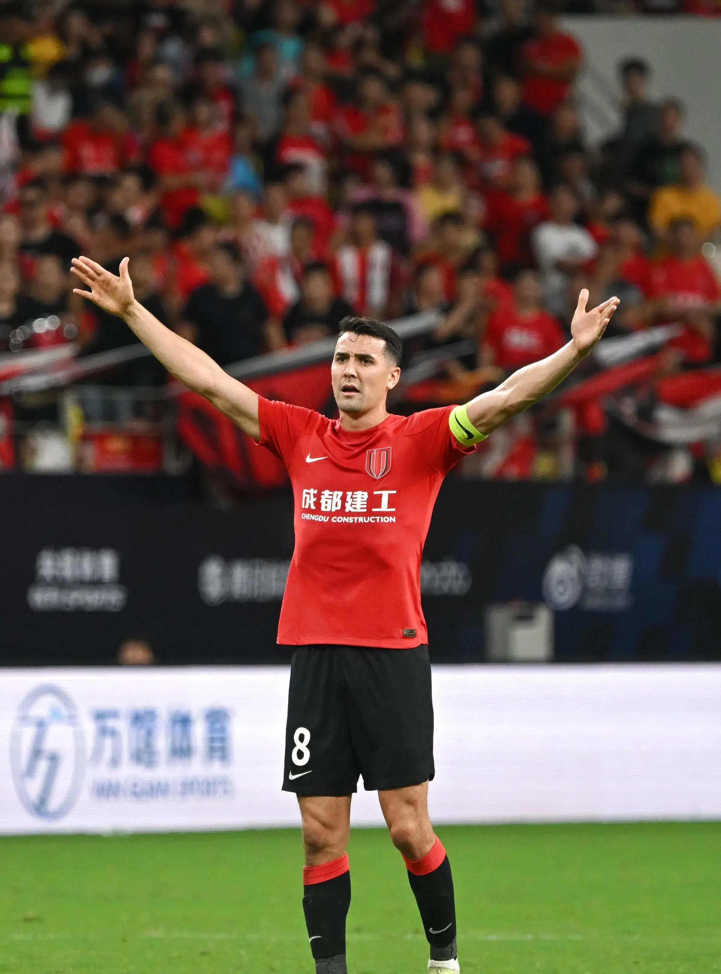 德甲倒计时;波尔图今晨门线救险;细节引发关注;信心回归;身体对抗强度拉满 德甲倒计时;波尔图今晨门线救险;细节引发关注;信心回归;身体对抗强度拉满