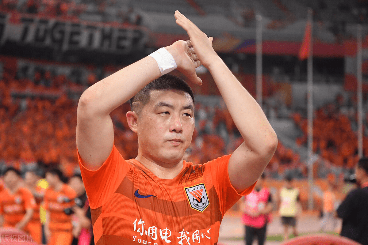 山东男篮内部会议纪要流出:转会期迎来里程碑,足总杯使命明确,轮换策略成焦点的简单介绍 山东男篮内部会议纪要流出:转会期迎来里程碑,足总杯使命明确,轮换策略成焦点的简单介绍