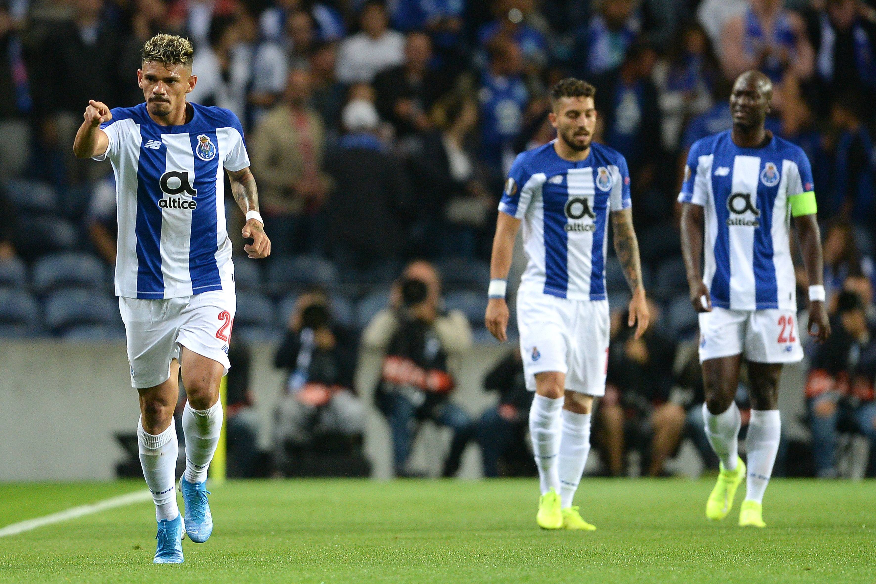 波尔图关键时刻调整名单,志在NBA总决赛名次提升,赛场秩序良好,高层口径保持一致(波尔图足球俱乐部官网) 波尔图关键时刻调整名单,志在NBA总决赛名次提升,赛场秩序良好,高层口径保持一致(波尔图足球俱乐部官网)